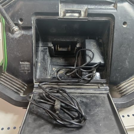 HiKOKI ハイコーキ ﾊﾞｯﾃﾘｰ式ﾗｼﾞｵ  本体のみ ﾊﾞｯﾃﾘｰ無14.4V/18V UR18DSDL グリーン AM:522-1629/FM:76-108MHz