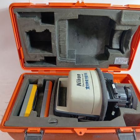 Nikon ニコン 水平器 AL-30 ホワイト ジャンク品(D) 本体のみ 回転せず