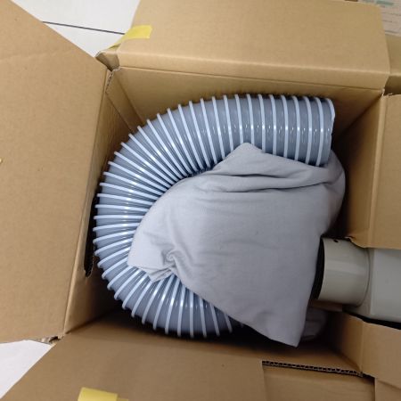 MAKITA マキタ 粉塵用集塵機 411 アイボリー 未使用品(S) 本体のみ コード式 100v