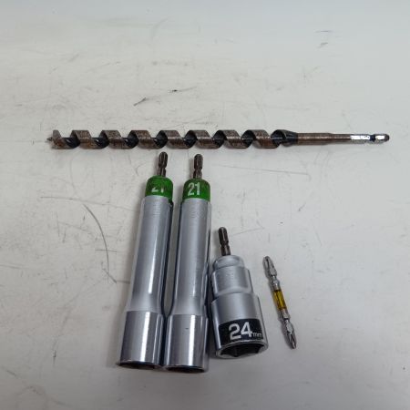 MAKITA マキタ インパクトドライバ TD001GRDX ブラック 程度B コードレス式 40v 2.5Ah  29826