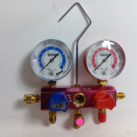 BBKテクノロジーズ マニホールド R410A/R32 ﾎﾞｰﾙﾊﾞﾙﾌﾞ式 程度B ホース3本、ケース付