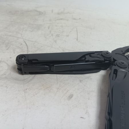 レザーマン レザーマン マルチツール SURBK-NM ブラック 箱・ケース付