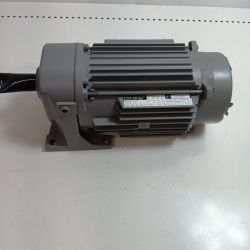 日東電工 モーター NCA19-020-30B グレー Sランク