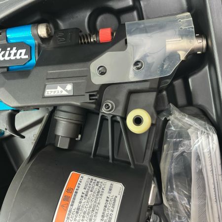 MAKITA マキタ 工具 エアツール エア釘打ち  程度A ケース付 高圧 90mm 147130 AN936H ブラック×ブルー