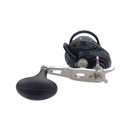 SHIMANO シマノ 04220 釣り用品 リール ベイトリール SHIMANO 04220 20トリウム 2000HG キズ有 程度B 箱付