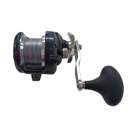 SHIMANO シマノ 04220 釣り用品 リール ベイトリール SHIMANO 04220 20トリウム 2000HG キズ有 程度B 箱付