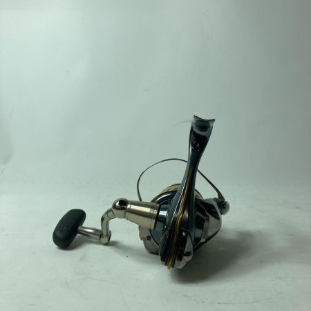 SHIMANO シマノ スピニングリール  039202 04ステラ C3000 本体のみ