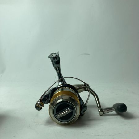 SHIMANO シマノ スピニングリール  039202 04ステラ C3000 本体のみ