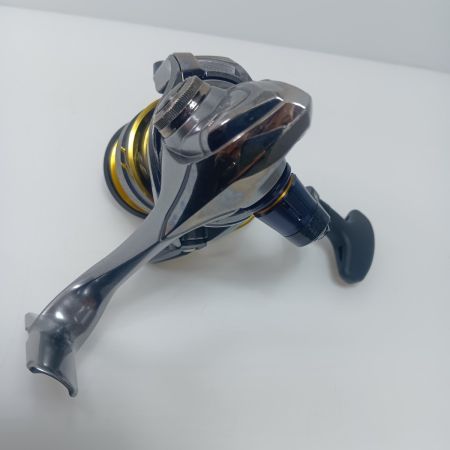 SHIMANO シマノ スピニングリール　16ヴァンキッシュ C3000HG キズ有 程度B 03504