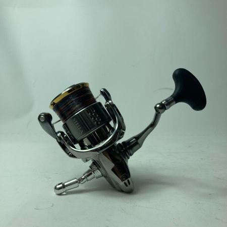 SHIMANO シマノ スピニングリール 03805 18ステラ C3000XG キズ有