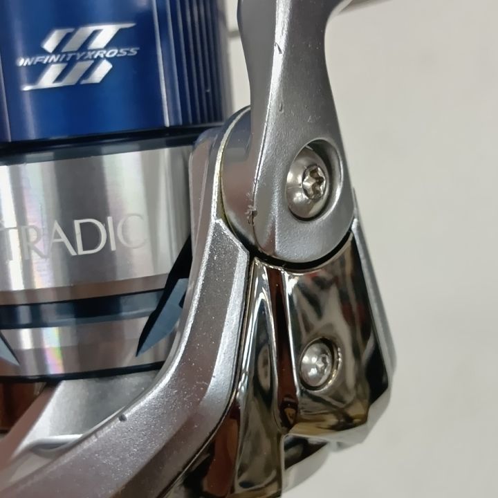 SHIMANO シマノ 045867 釣り用品 リール スピニングリール 23ストラ