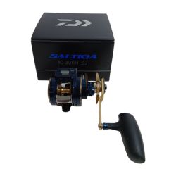 DAIWA ダイワ 00631506 釣り用品 リール ベイトリール 21ソルティガIC 300H-SJ キズ有 程度BC 箱付 Cランク