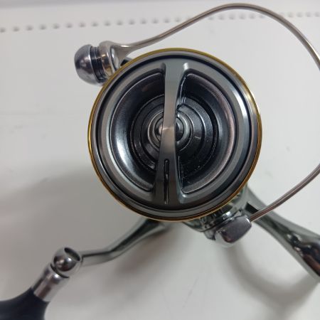 SHIMANO シマノ 03805 釣り用品 リール スピニングリール 18ステラ C3000XG キズ有 程度B 箱付