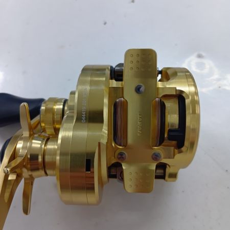 SHIMANO シマノ 044419 釣り用品 リール 両軸リール 22カルカッタコンクエスト 201XG キズ有 程度B
