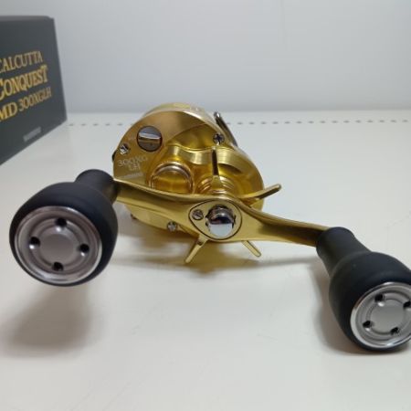 SHIMANO シマノ 045935 釣り用品 リール 両軸リール 23カルカッタコンクエストMD 300XGLH 程度A 箱付