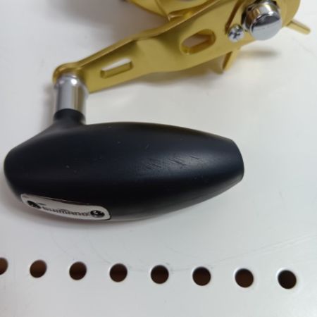 SHIMANO シマノ 03820 釣り用品 リール 両軸リール 18オシアコンクエストCT300HG キズ有 程度B 箱付