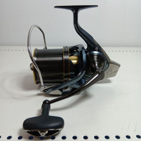 DAIWA ダイワ 00067005 (309097) 釣り用品 リール スピニングリール 21サーフベーシア 45 06PE 15PEスプール2個付 キズ有 程度AB 箱付 替えスプール付き