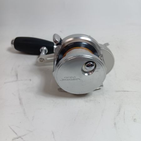 SHIMANO シマノ 03672 釣り用品 リール ベイトリール 17オシアジガー 2001NRHG キズ有 程度B