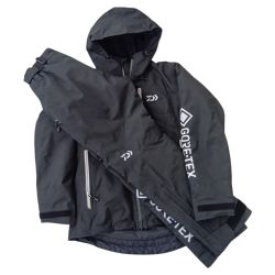 DAIWA ダイワ ブラック 釣り用品 釣り服飾 レインウェア SIZE WM ブラック dw-1921 GORE-TEX フィッシングジャケット Bランク