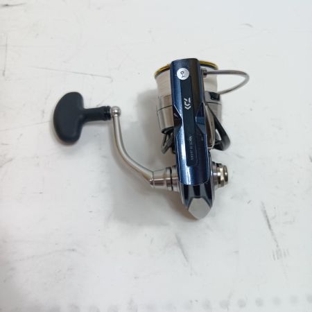 DAIWA ダイワ 釣り用品 リール スピニングリール 060051 19セルテートLT3000-XH キズ有 程度B