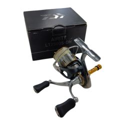 DAIWA ダイワ 00061129 釣り用品 リール スピニングリール 23エアリティ LT2500S-DH キズ有 程度B リールスタンド:ゴメクサス Bランク