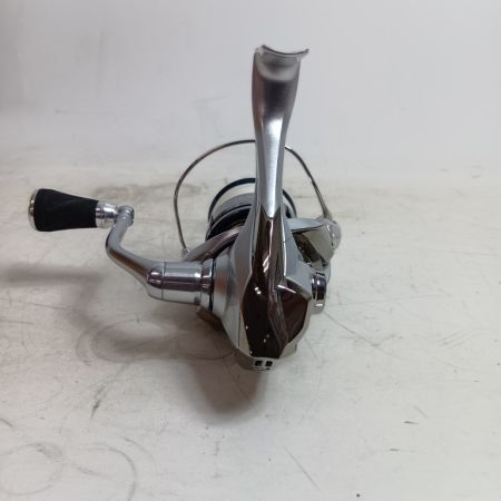 SHIMANO シマノ 04021 釣り用品 リール スピニングリール 19ストラディック 3000MHG 程度B 箱付 ゴリ感有