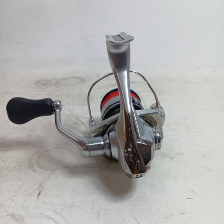 SHIMANO シマノ 04013 釣り用品 リール スピニングリール 19ストラディック C2000S サビ有 程度B 箱付