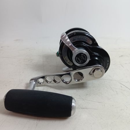 オーシャンフリークス ｷｬﾌﾟﾁｬ50HG 釣り用品 リール 両軸リール 程度B 箱付