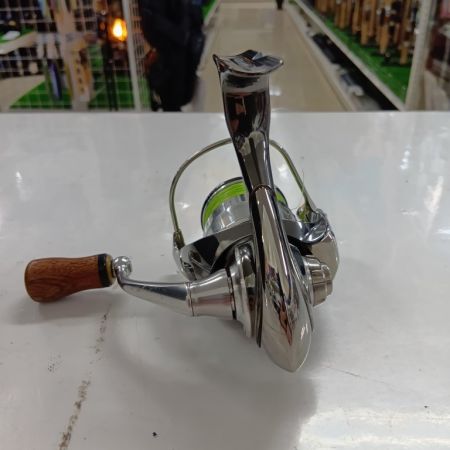 DAIWA ダイワ 00061092 釣り用品 リール スピニングリール 22イグジスト LT2000S-H キズ有 程度B 箱付 ハンドル,スプールエッジ傷あり