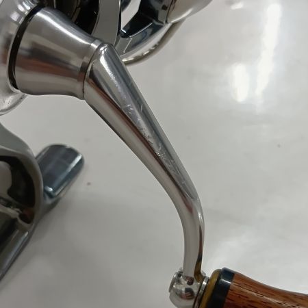 DAIWA ダイワ 00061092 釣り用品 リール スピニングリール 22イグジスト LT2000S-H キズ有 程度B 箱付 ハンドル,スプールエッジ傷あり