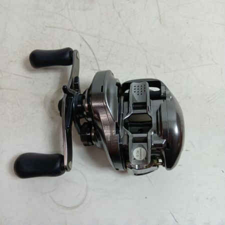 SHIMANO シマノ 03725 釣り用品 リール ベイトリール 17クロナークMGL キズ有 程度B