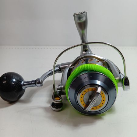SHIMANO シマノ 02147 釣り用品 リール スピニングリール 08ステラSW 8000HG ジャンク品(D) ビス無し 不明のパーツ折れ有