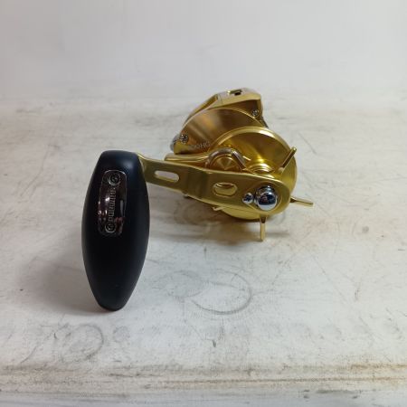 SHIMANO シマノ 釣り用品 リール ベイトリール 03820 18オシアコンクエストCT 300HG 程度B