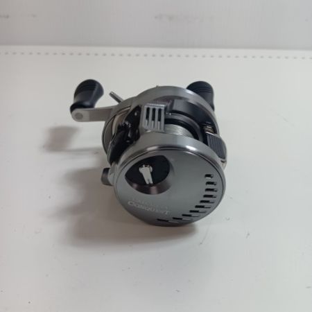 SHIMANO シマノ 04085 釣り用品 リール ベイトリール 20カルカッタコンクエストDC 100HG キズ有 程度B 箱付