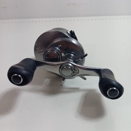 SHIMANO シマノ 04085 釣り用品 リール ベイトリール 20カルカッタコンクエストDC 100HG キズ有 程度B 箱付