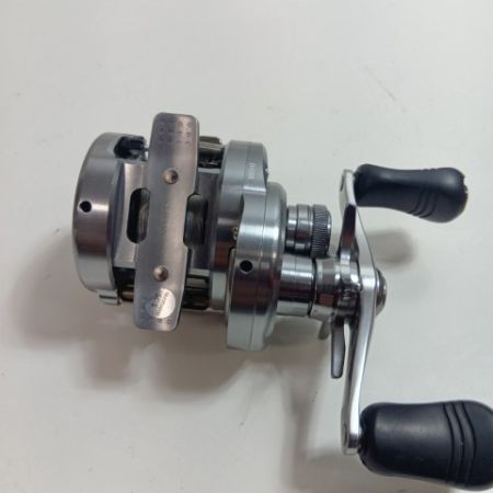 SHIMANO シマノ 04085 釣り用品 リール ベイトリール 20カルカッタコンクエストDC 100HG キズ有 程度B 箱付