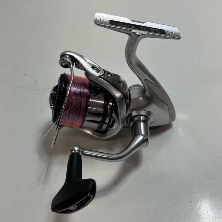 SHIMANO シマノ スピニングリール SHIMANO 04021 19ストラディック 3000MHG キズ有 程度B 04021