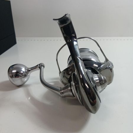DAIWA ダイワ 00061106(109522) 釣り用品 リール スピニングリール 22イグジスト LT5000-CXH 程度AB 箱付