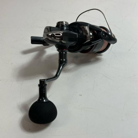 SHIMANO シマノ スピニングリール SHIMANO 047137 24ヴァンフォード C5000XG キズ有 程度B 047137