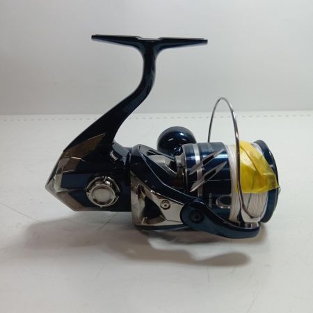 SHIMANO シマノ 047380 釣り用品 リール スピニングリール 24ストラディック 程度B