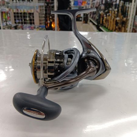 DAIWA ダイワ 055640 釣り用品 リール スピニングリール 15ルビアス 3012H 程度AB 箱付
