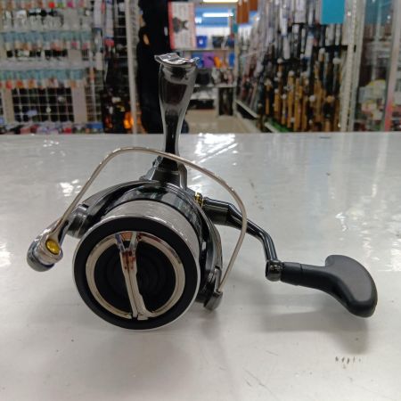 SHIMANO シマノ 046864 釣り用品 リール スピニングリール 24ツインパワー 4000MHG 程度AB 箱付