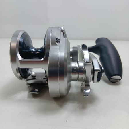 SHIMANO シマノ 03672 釣り用品 リール ベイトリール 17オシアジガー 2001NRHG 程度B