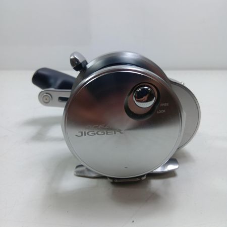 SHIMANO シマノ 03672 釣り用品 リール ベイトリール 17オシアジガー 2001NRHG 程度B