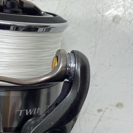SHIMANO シマノ 046864 釣り用品 リール スピニングリール 24ツインパワー 4000MHG キズ有 程度B スプールエッジに傷あり。ハンドル『HEIGHTEN』に交換済み
