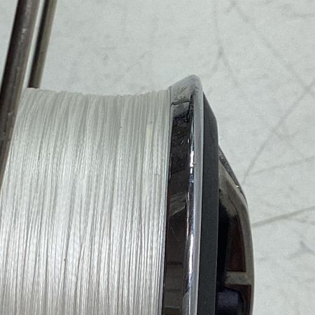 SHIMANO シマノ 046864 釣り用品 リール スピニングリール 24ツインパワー 4000MHG キズ有 程度B スプールエッジに傷あり。ハンドル『HEIGHTEN』に交換済み