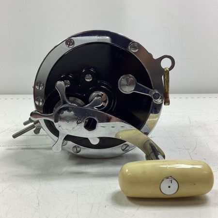 DAIWA ダイワ 釣り用品 リール 両軸リール シーライン900 キズ有 程度B