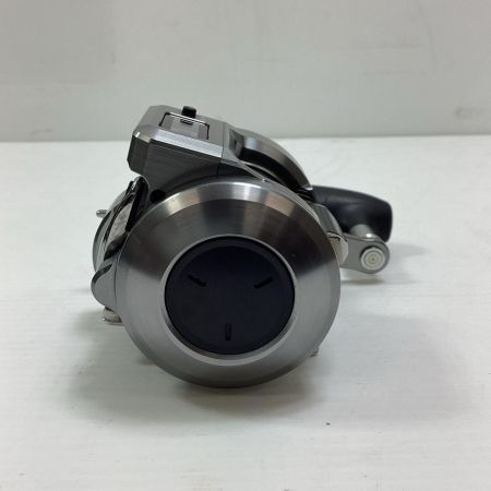 SHIMANO シマノ 046680 釣り用品 リール ベイトリール 24オシアコンクエストCT 300PG 程度A
