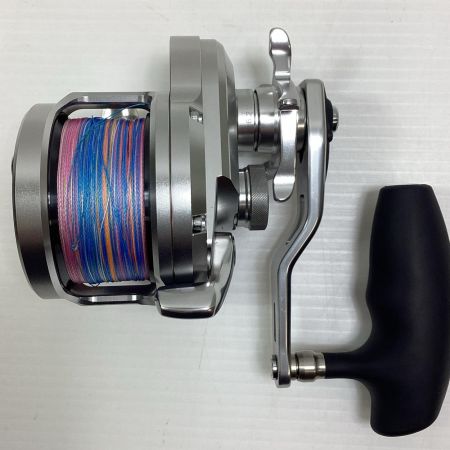 SHIMANO シマノ 03671 釣り用品 リール ベイトリール 17オシアジガー 2000NRHG 程度A 箱付