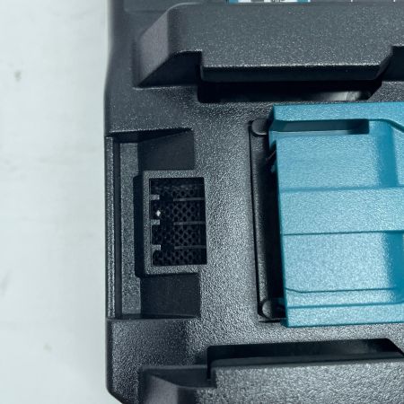 MAKITA マキタ 充電器  DC18RF 未使用品